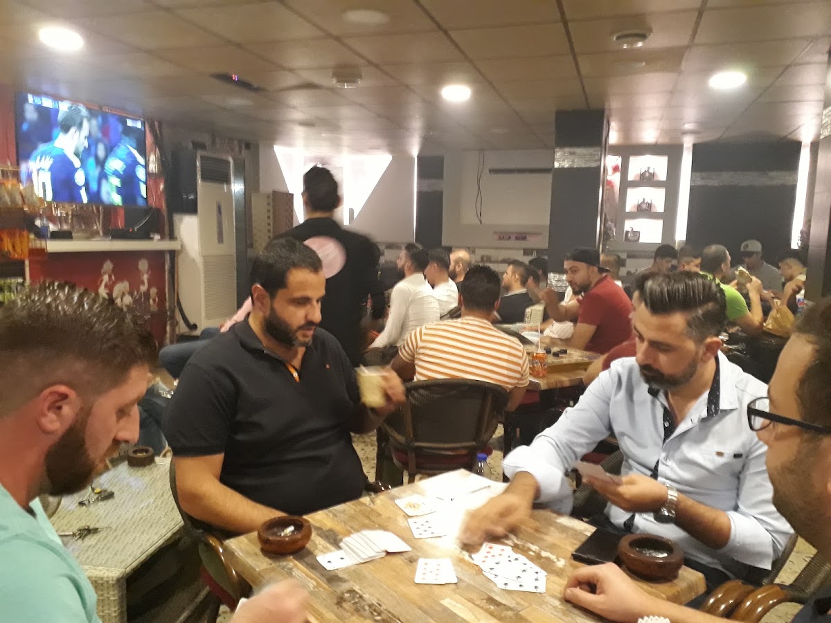 Friends Cafe — photograph 2