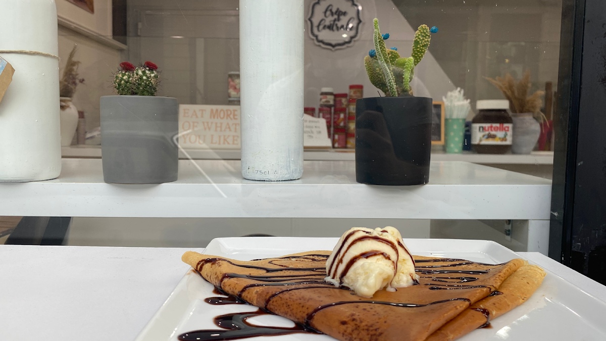 Crêpe Centrale — photograph 2
