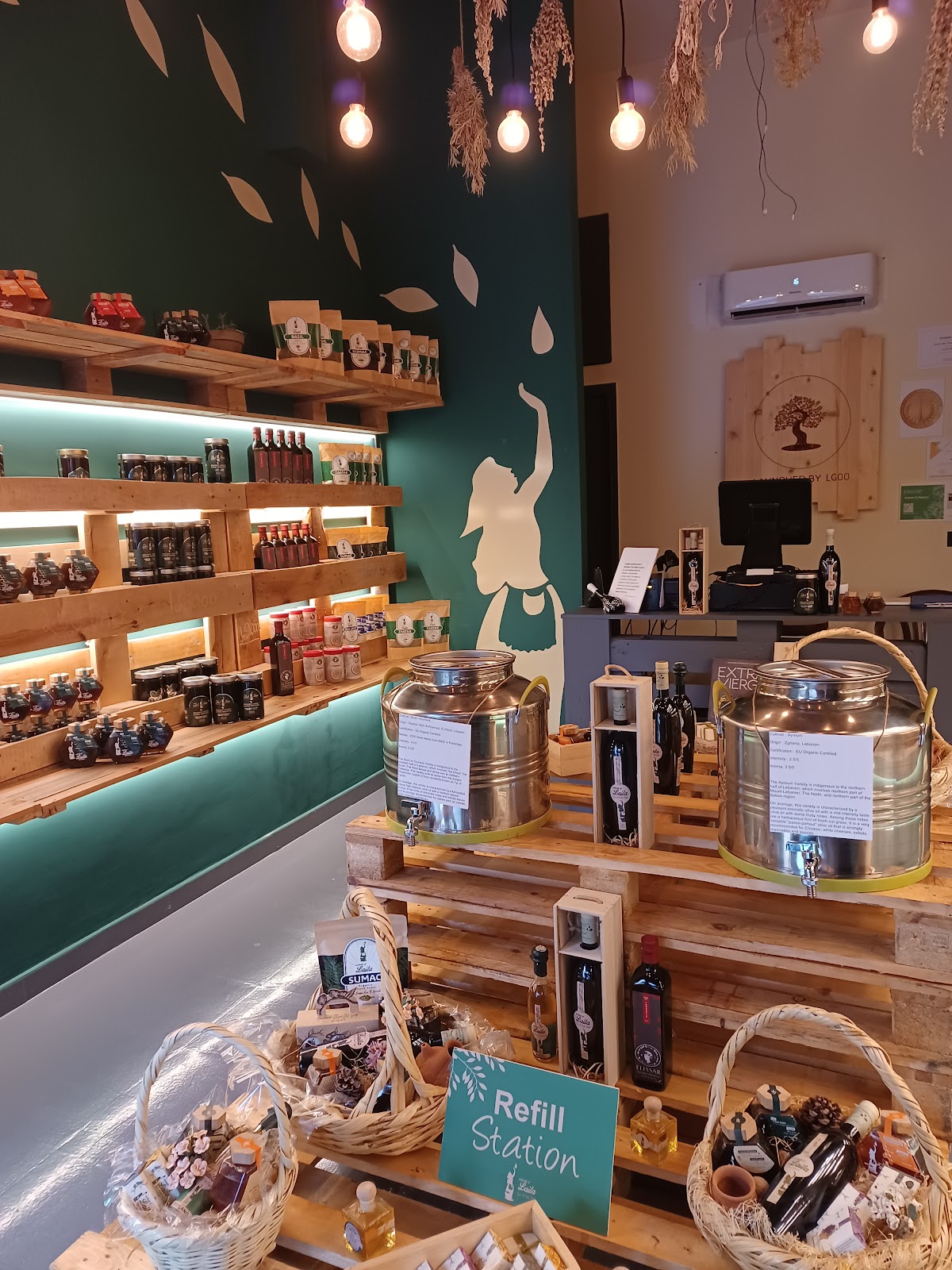 Orchards of Laila - The Shop — photograph 4