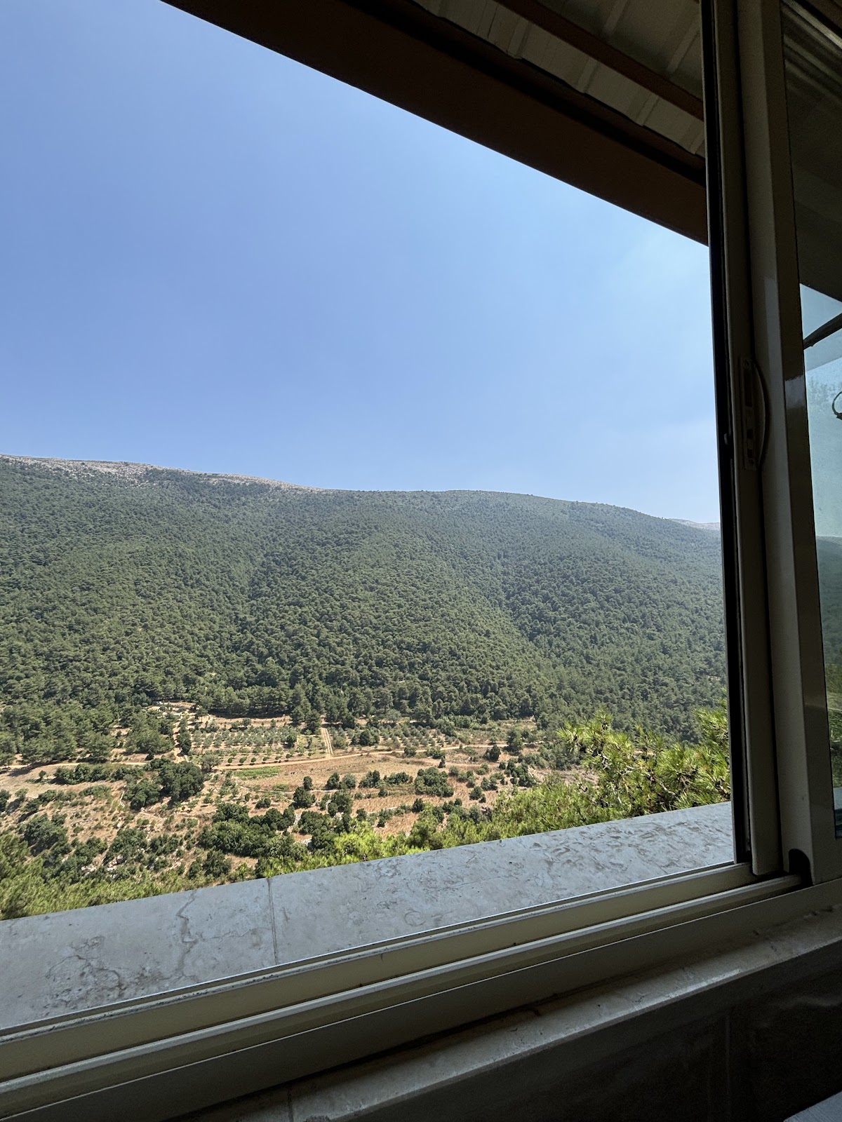 Tannour Abou Khanjar — photograph 6