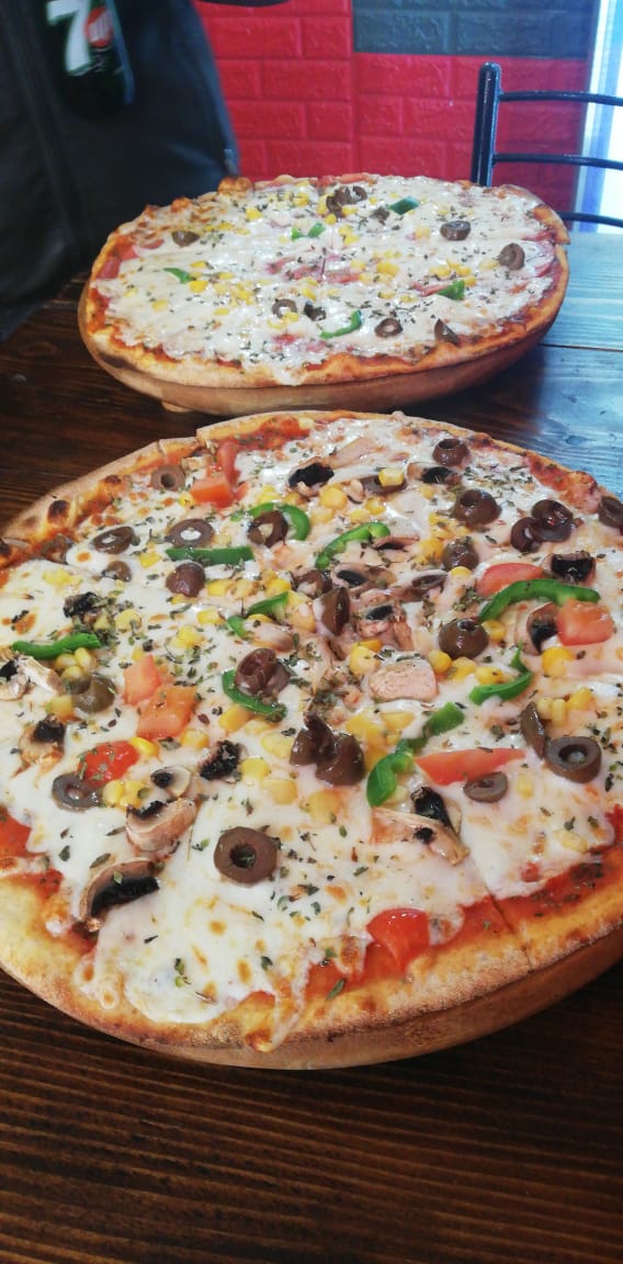 Mama Pizza