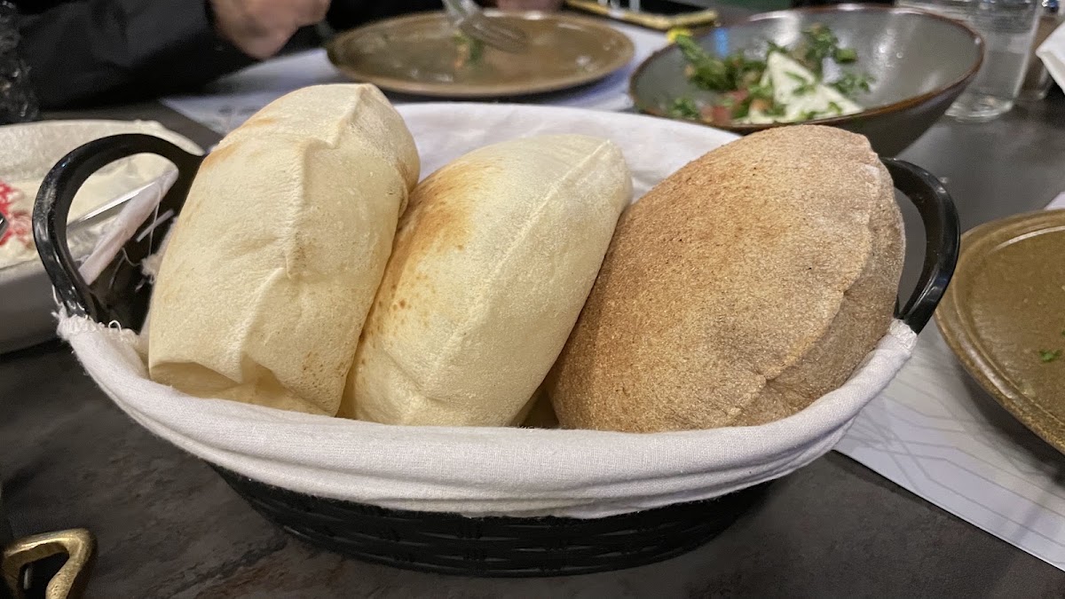 Al Jawad restaurant — photograph 6