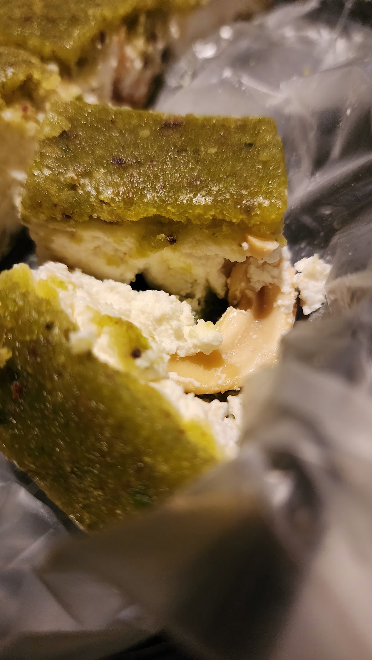 Al Daouk Sweets Dahye — photograph 4