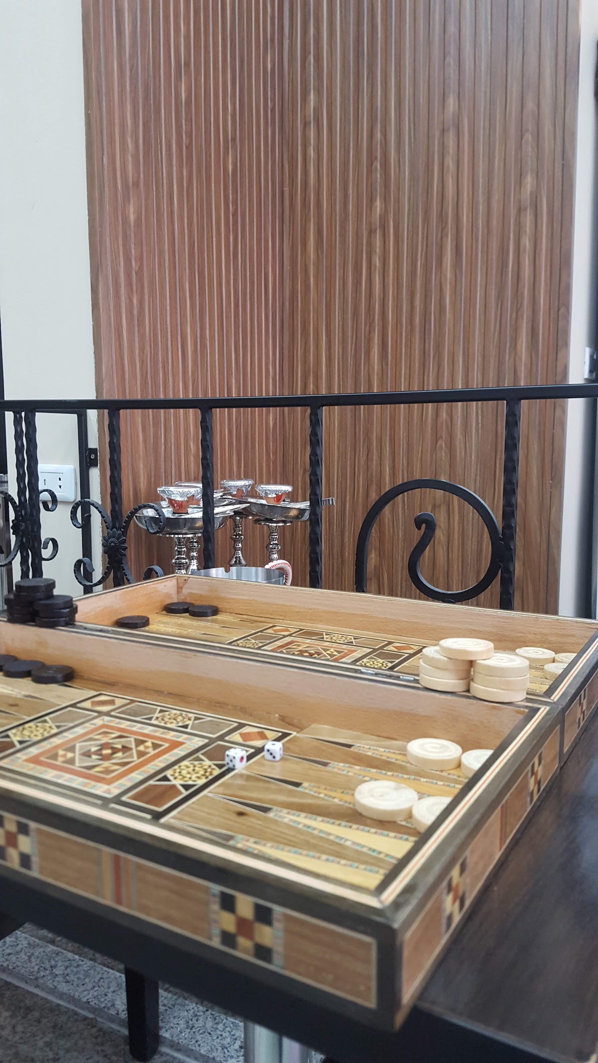 Café in — photograph 5