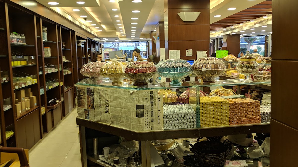 Al Helbawi Chocolate And Roastery — photograph 2