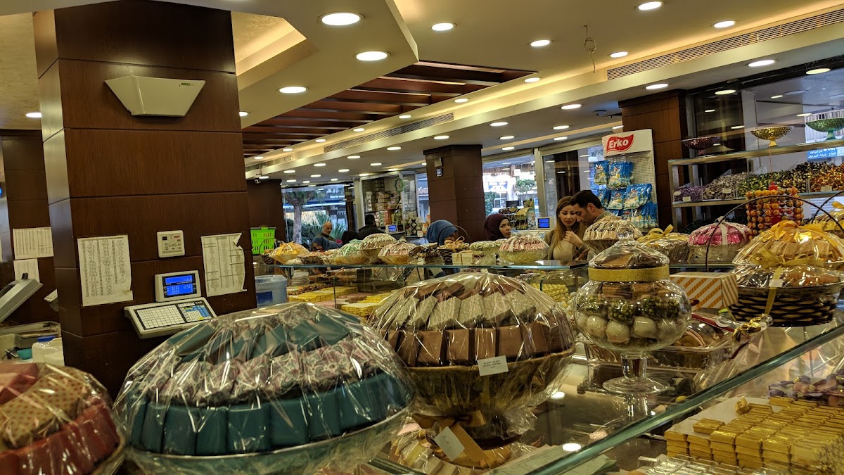 Al Helbawi Chocolate And Roastery — photograph 5