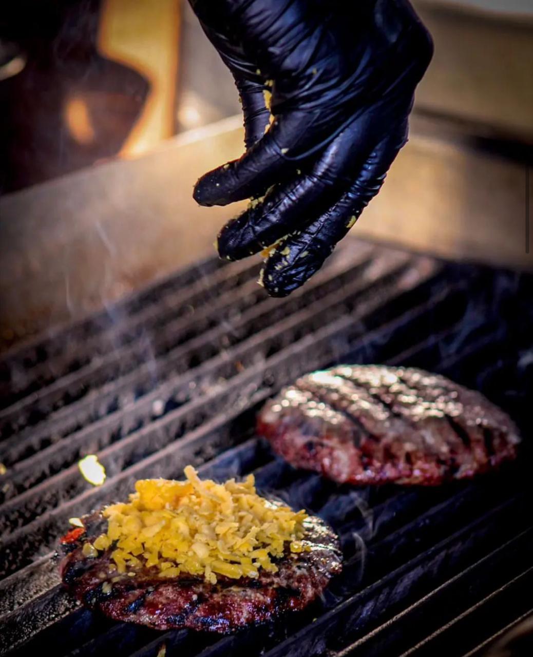 The Dragon Burger — photograph 2