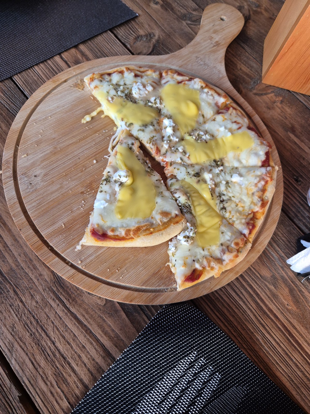 Oliveo Resto Café — photograph 5
