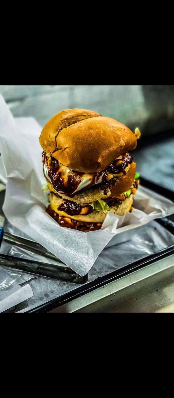 Burger time — photograph 3