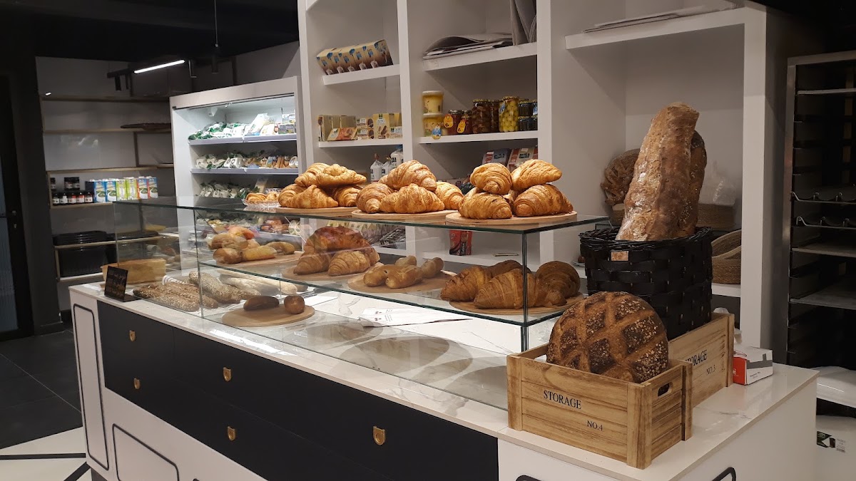 Al-Sharq Sweets