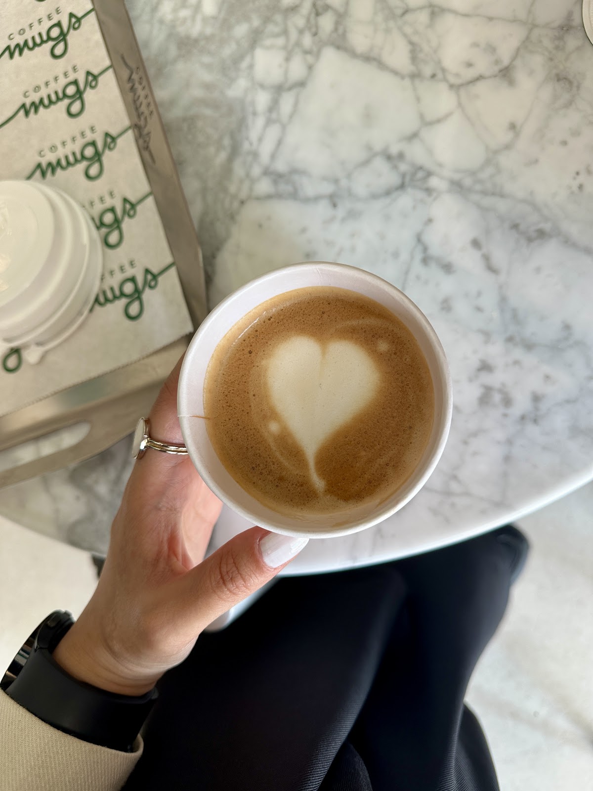 Mugs Coffee Shop — photograph 4