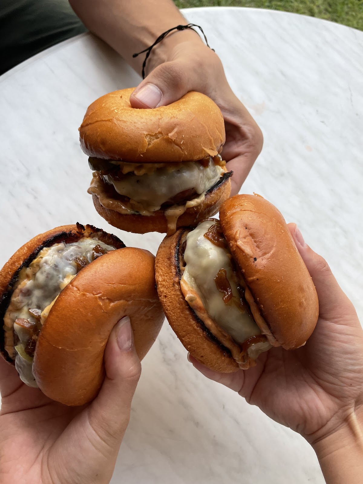 Big Mike's burgers — photograph 2