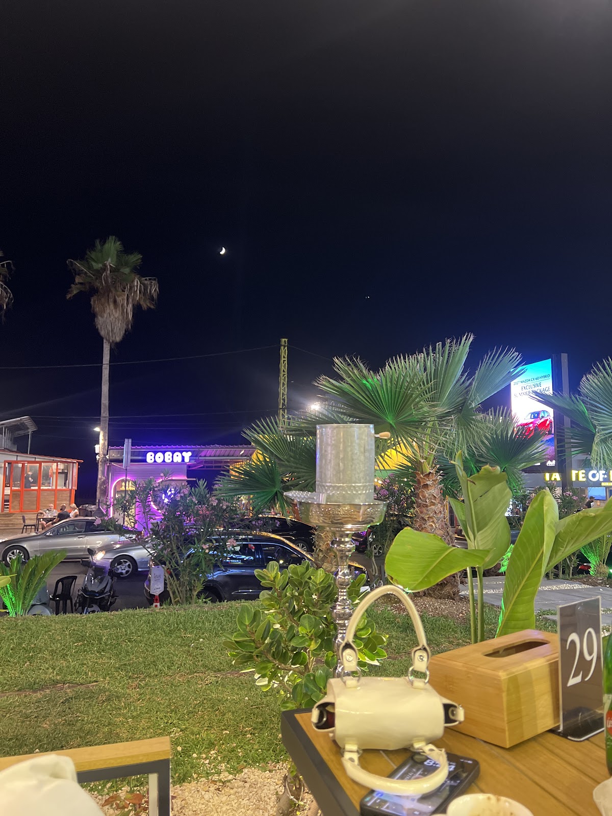 BooBurger — photograph 2