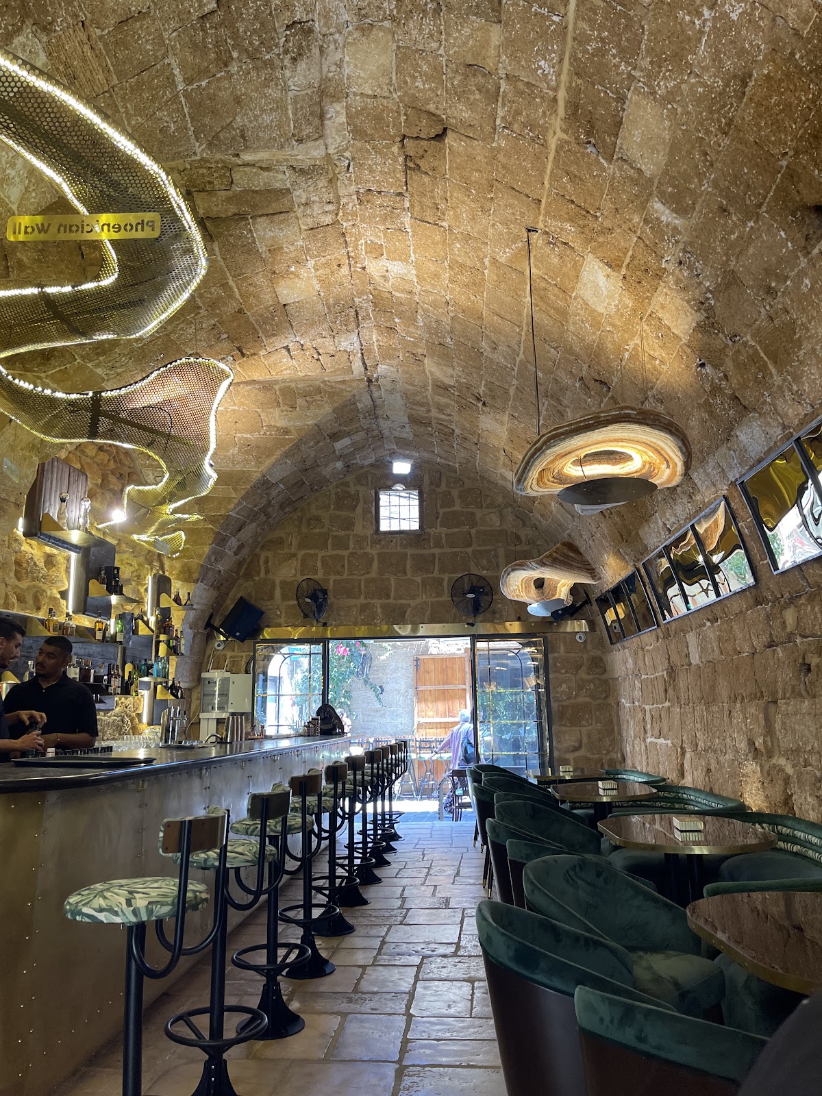 Yazz Batroun — photograph 3