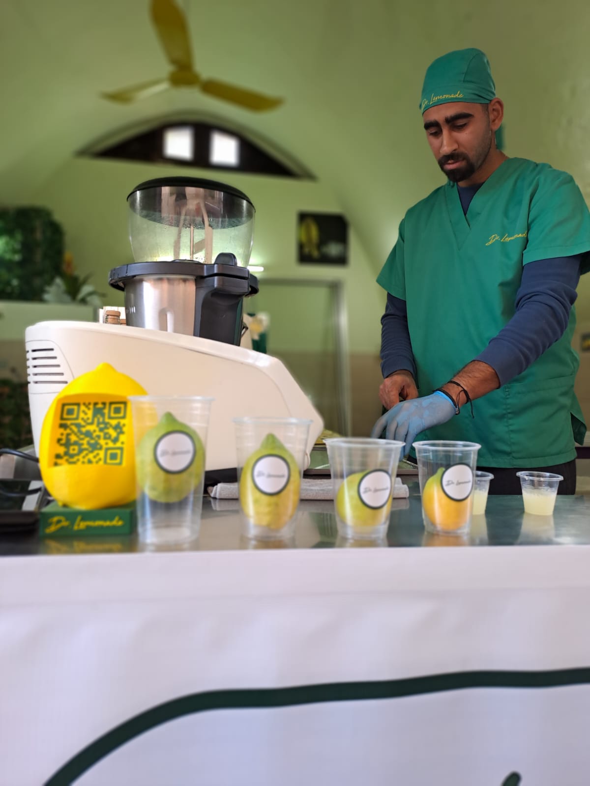 Dr.Lemonade — photograph 3