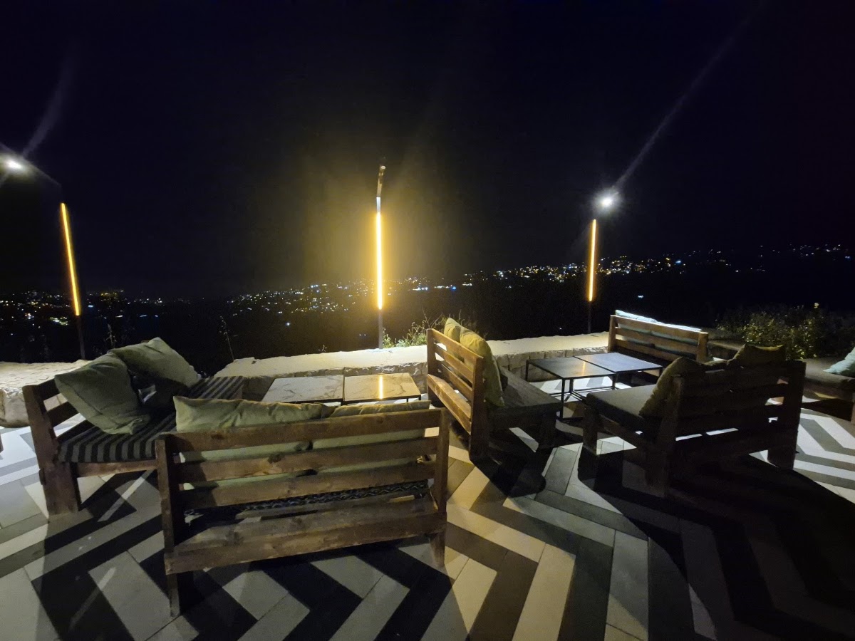 Valhalla Lb — photograph 4