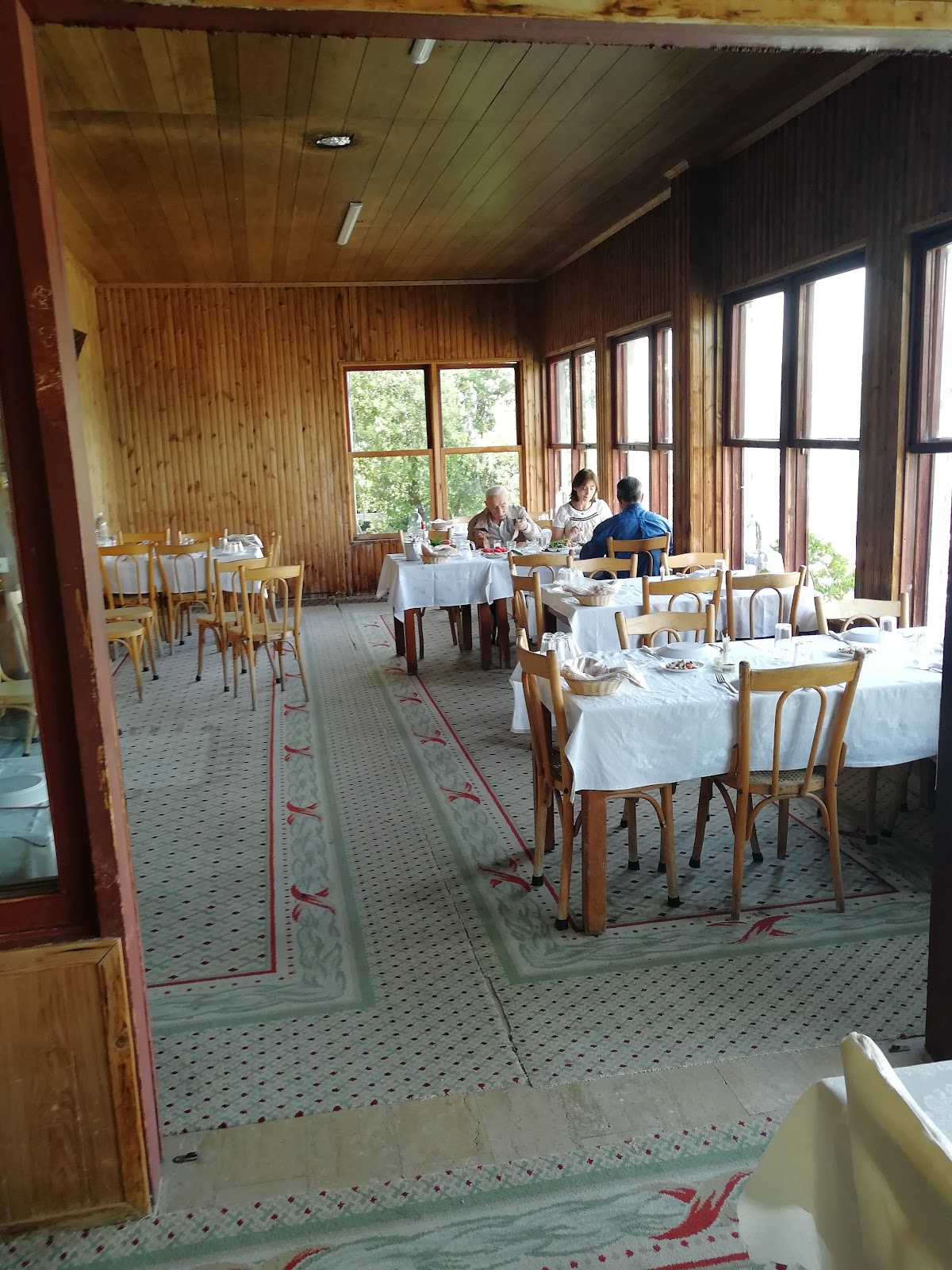Al Darge - Restaurant — photograph 3