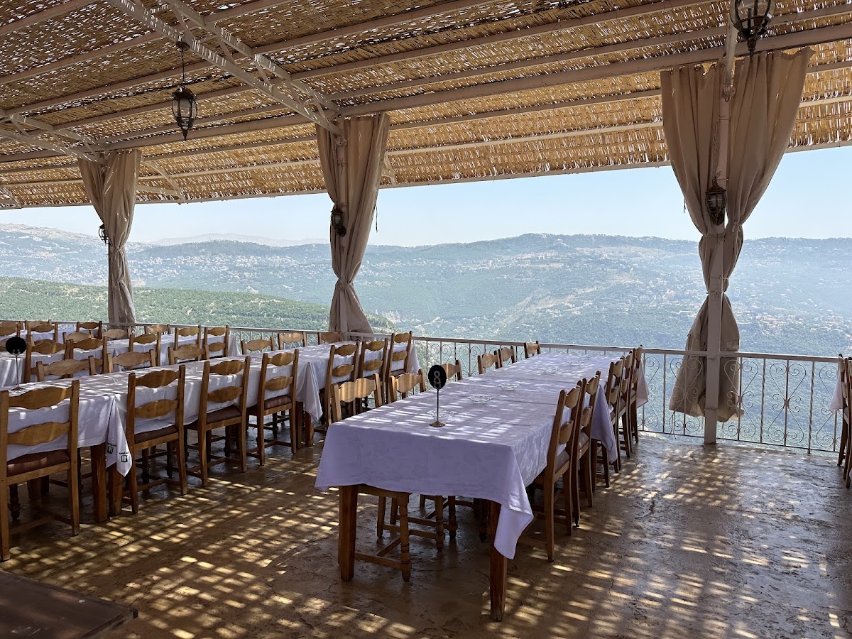 Kalaat El Roumeye - Restaurant — photograph 4