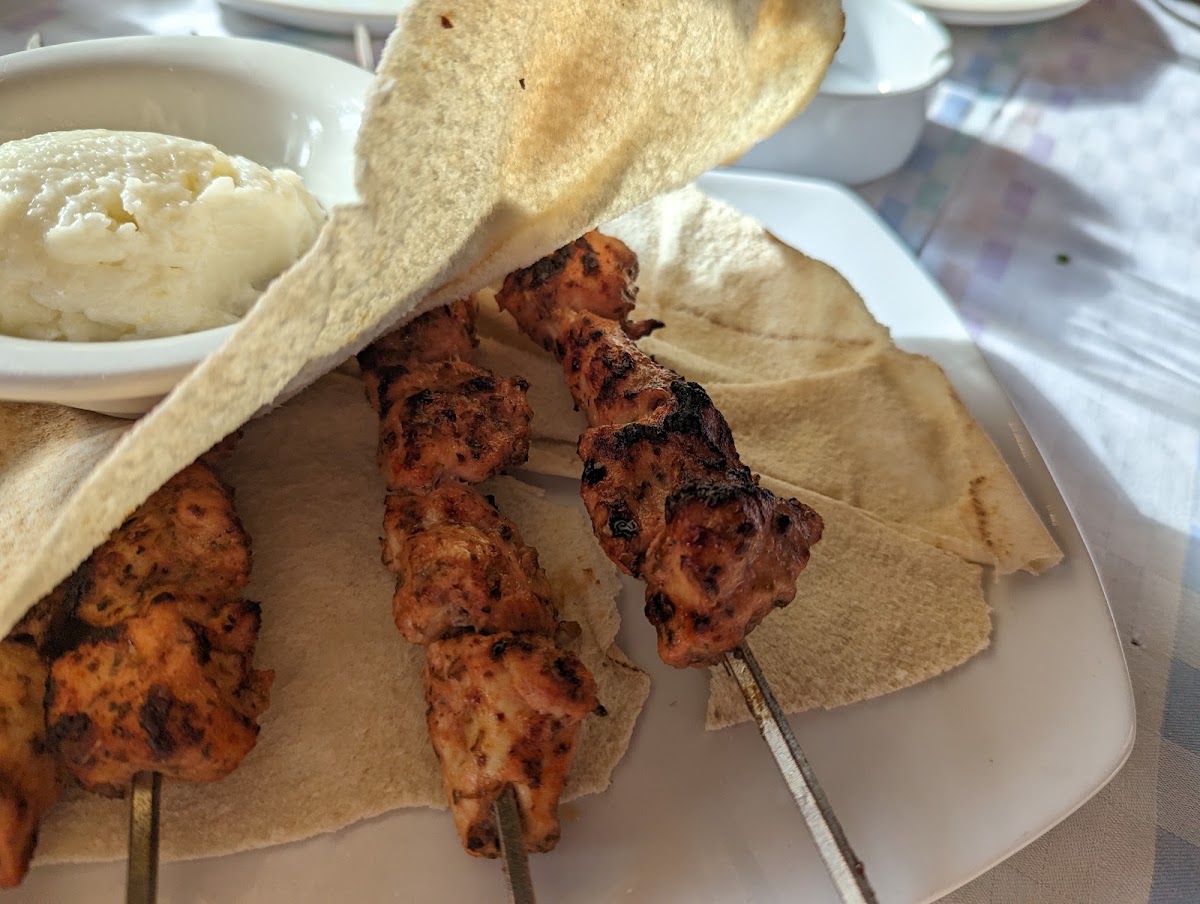 Al Nassib Restaurant — photograph 2