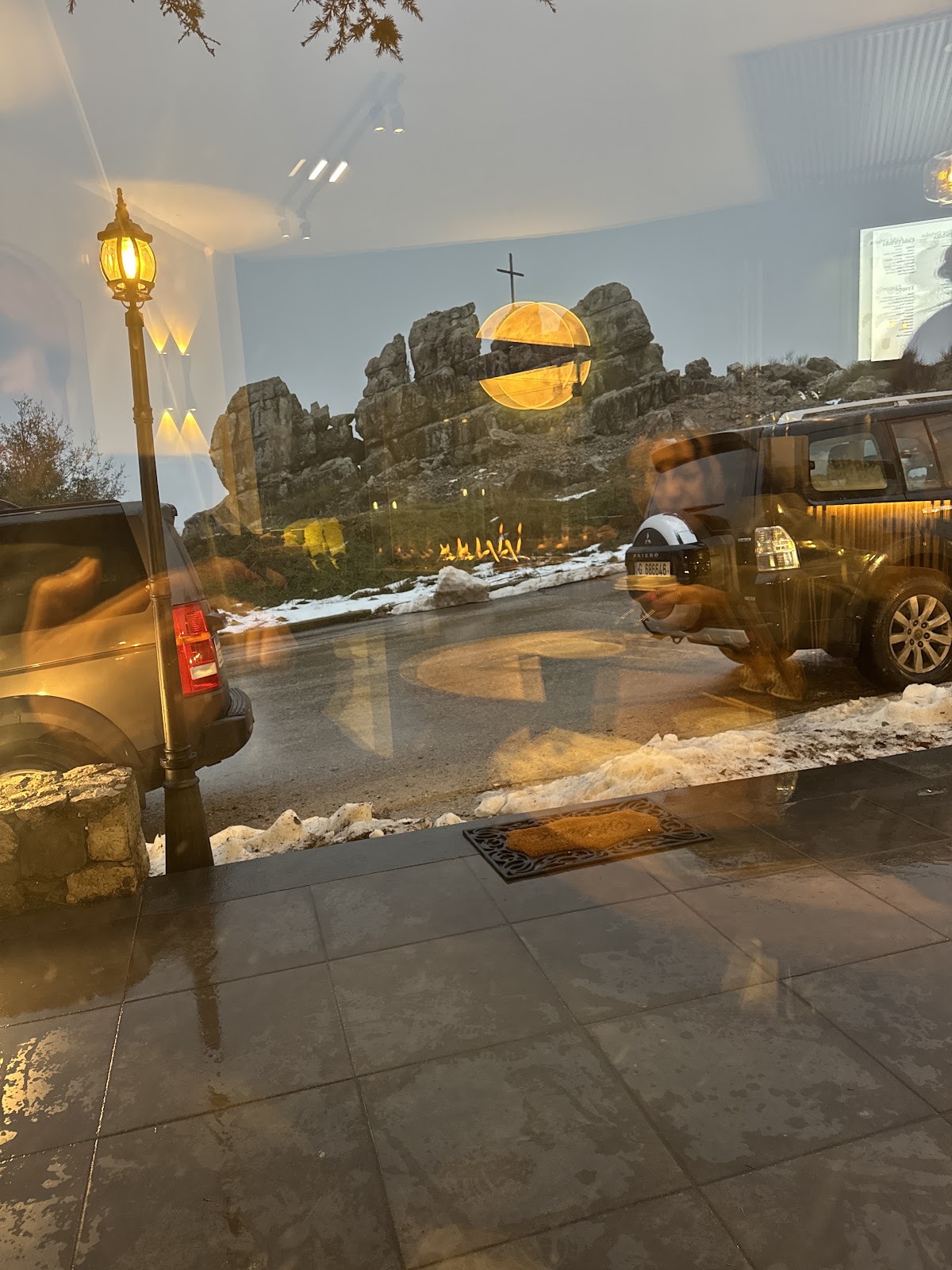 Aroma Mio Coffee Shop — photograph 3
