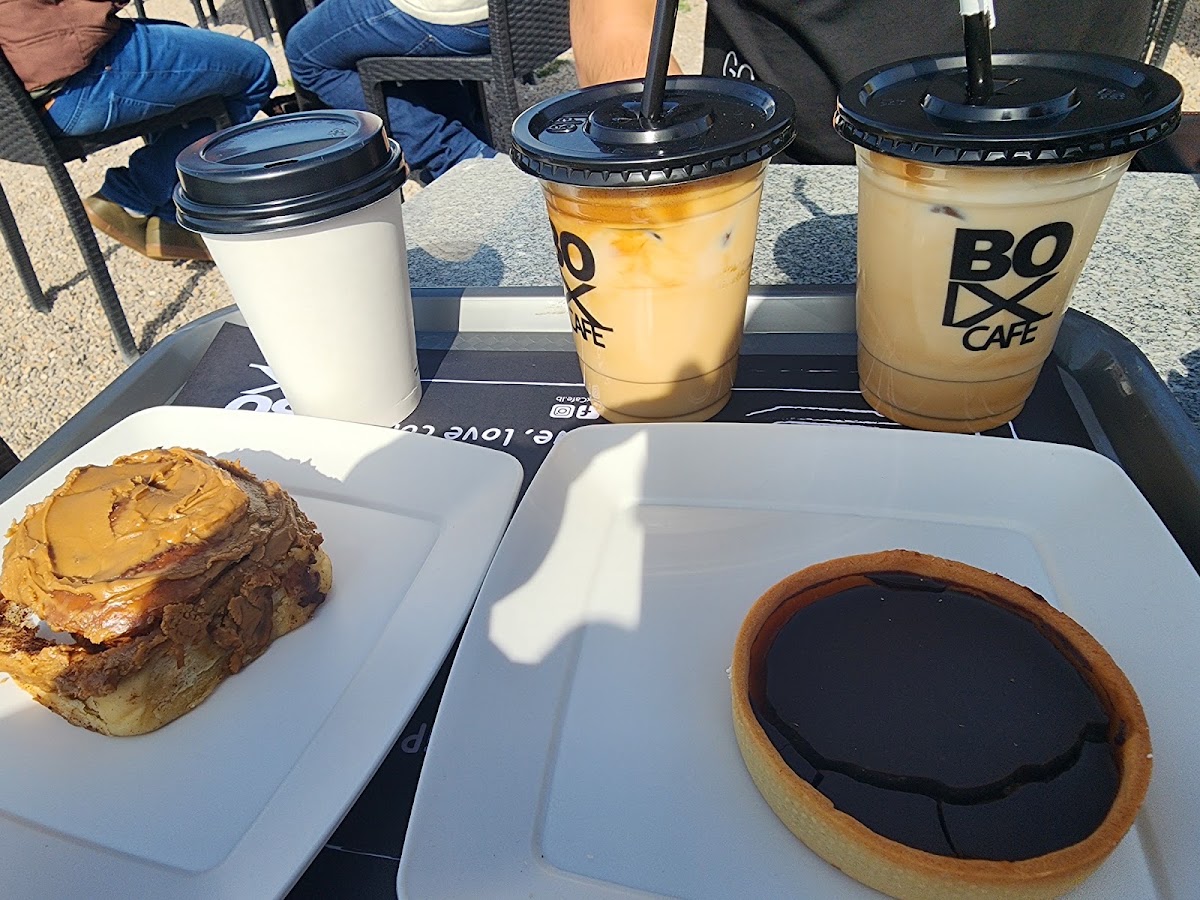 Boxcafe — photograph 2