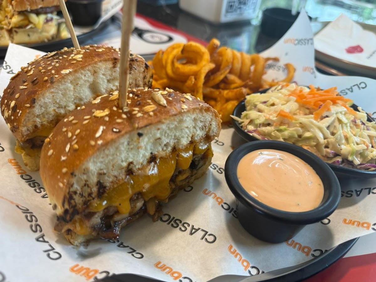 Classic-BUN — photograph 4