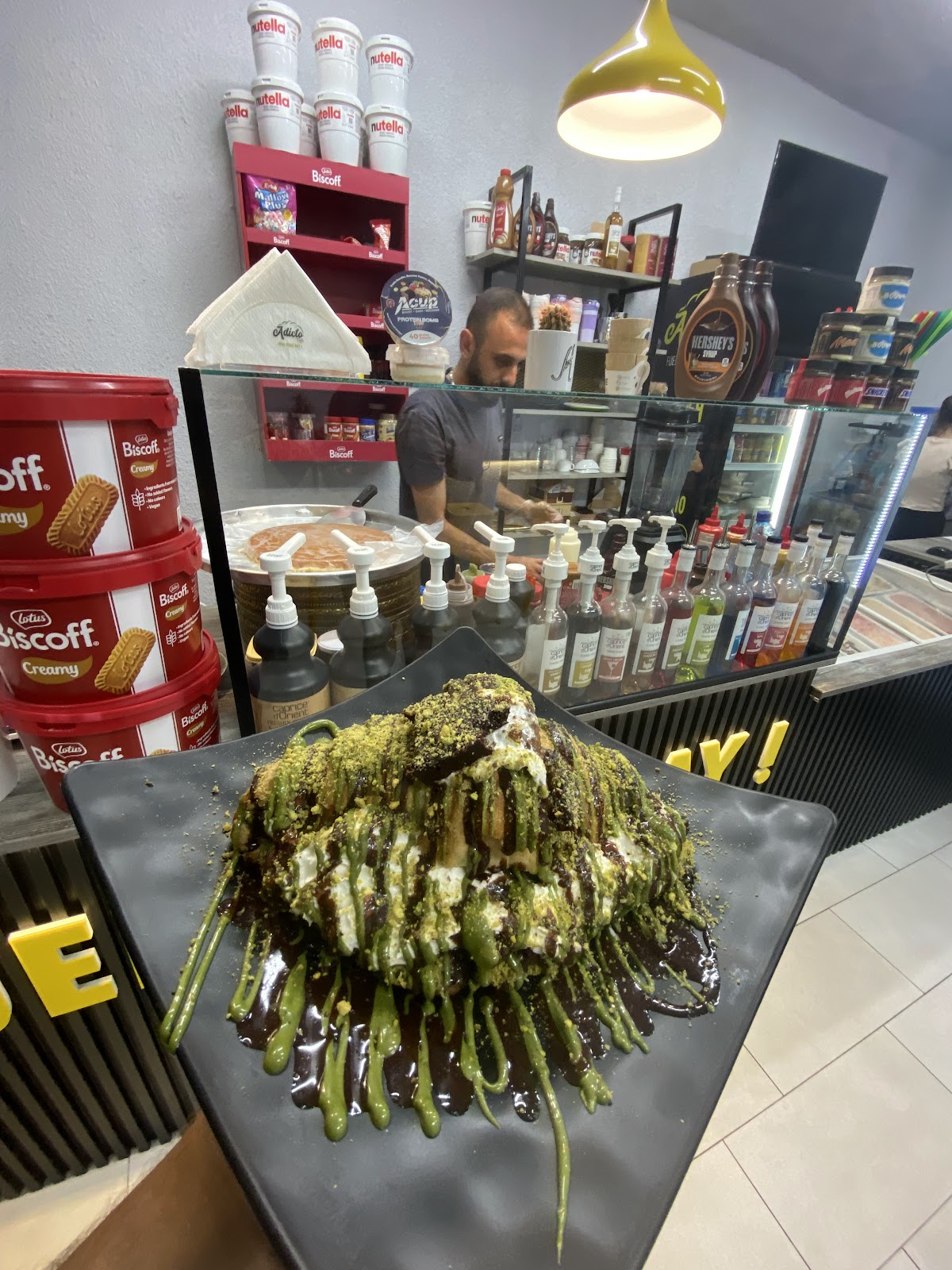 Adicto Cafe — photograph 4