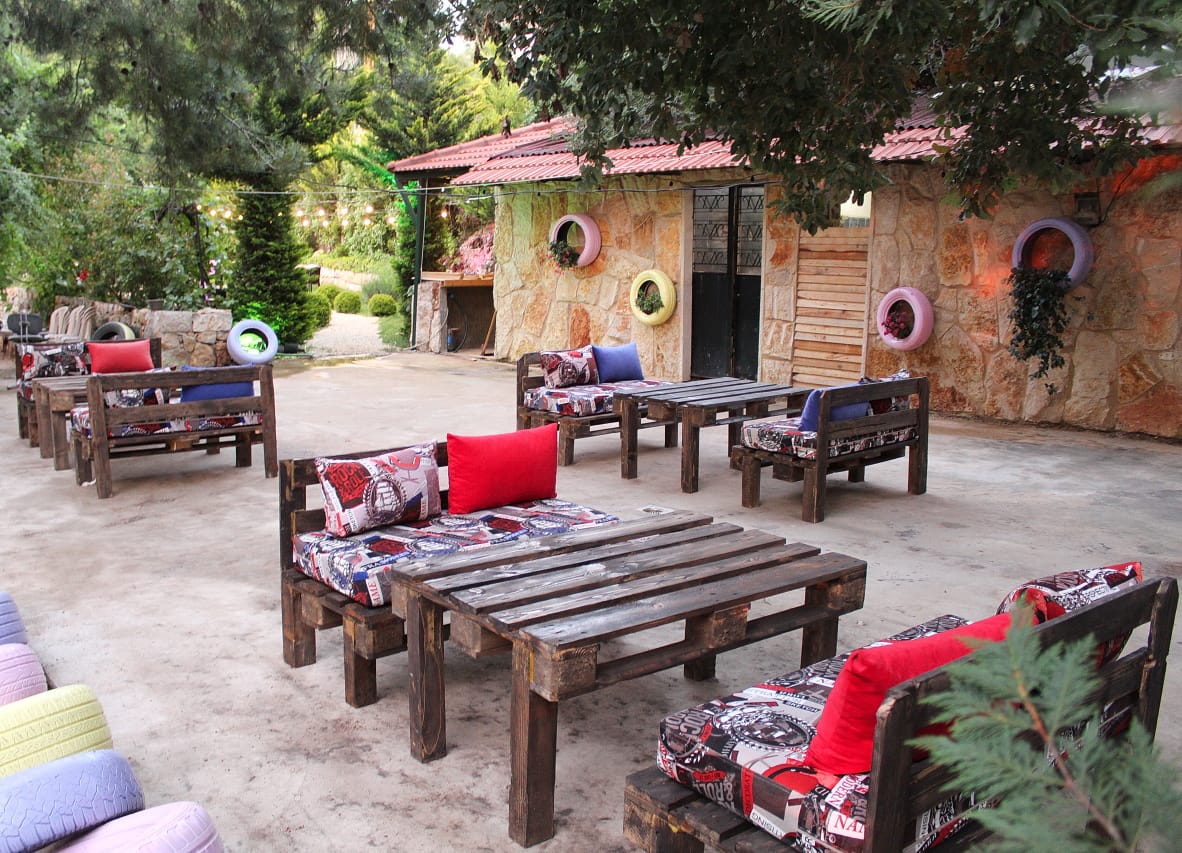 The lawn cafe — photograph 3