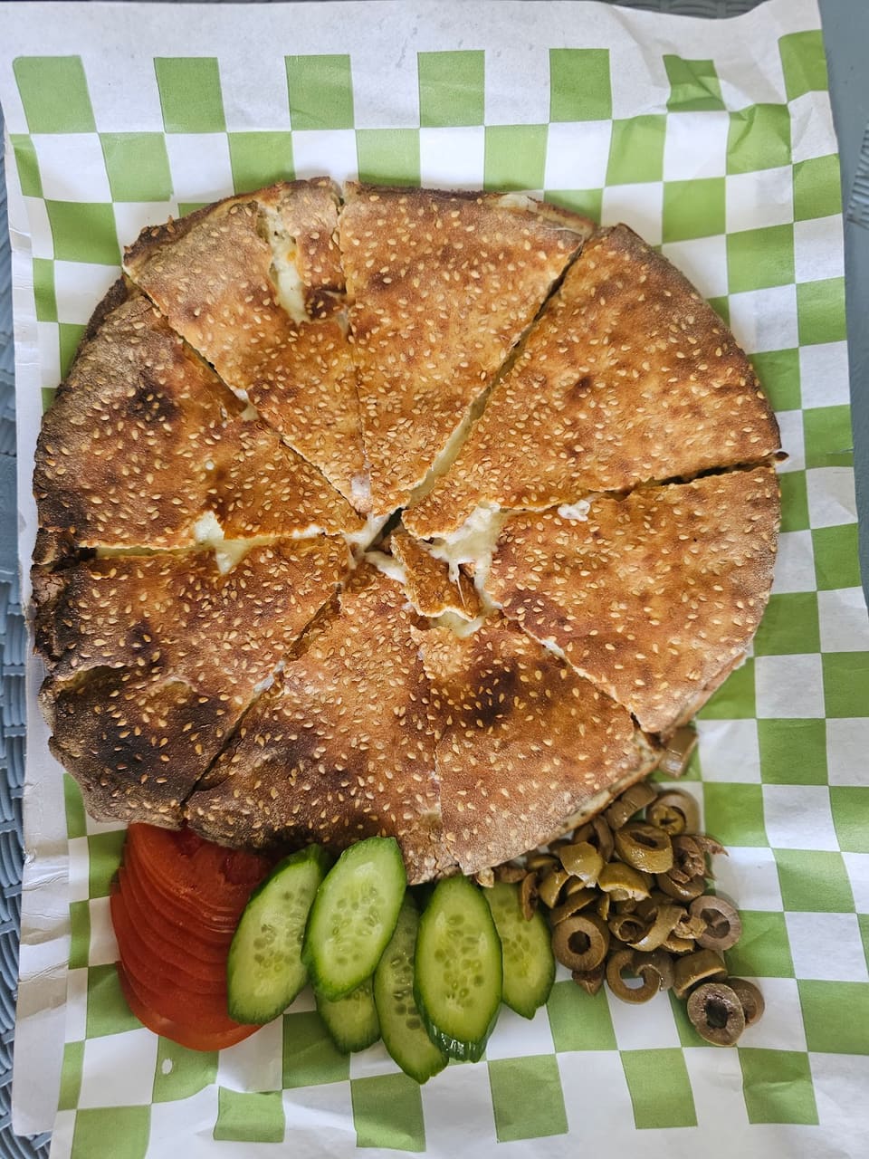 بيستو مخبز