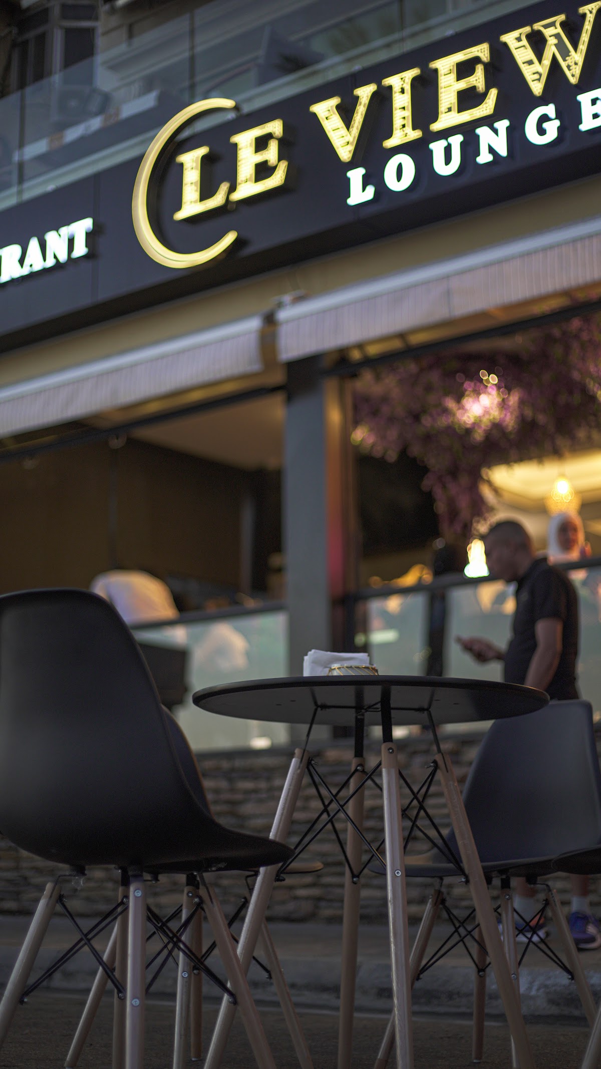 Le View Lounge