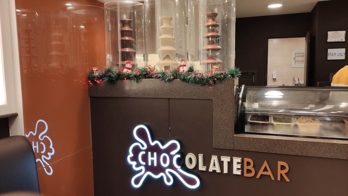 Chocolate Bar Tyre — photograph 4