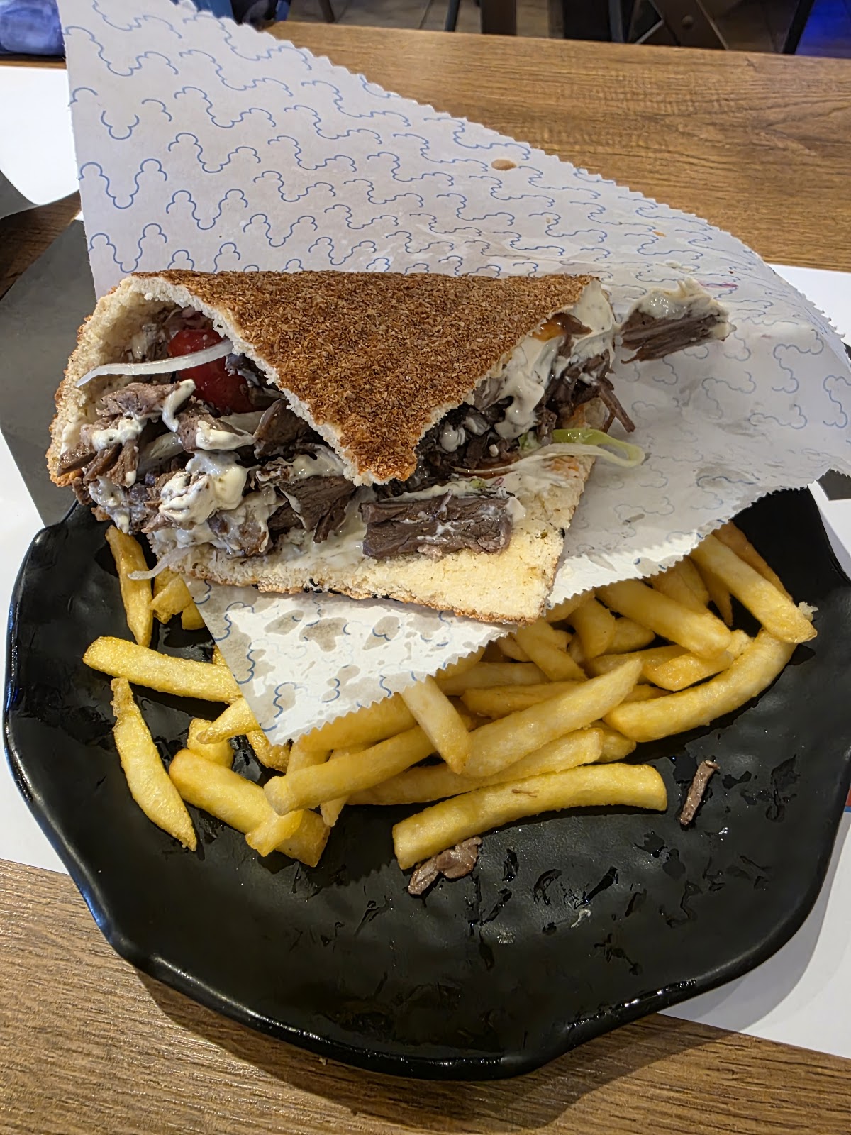 Hayat Döner AL-TURKI - Abbasiyeh Branch — photograph 4