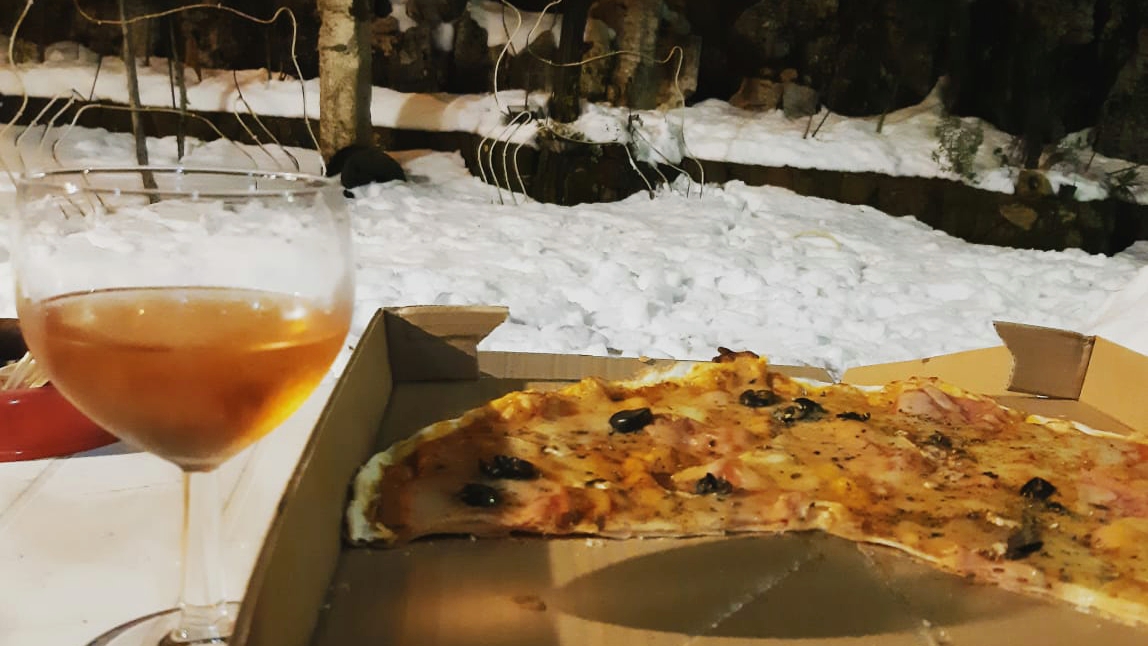 DV pizzeria — photograph 4