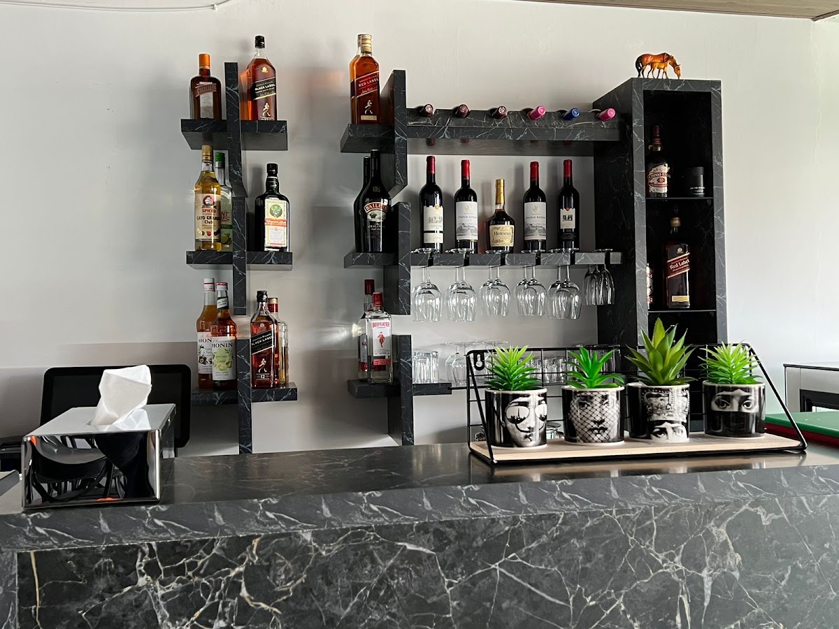 Melody Cafe Bar — photograph 4