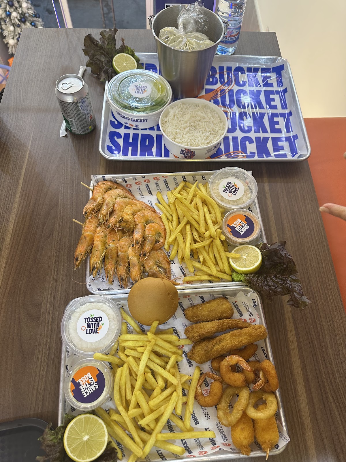 shrimp bucket — photograph 2