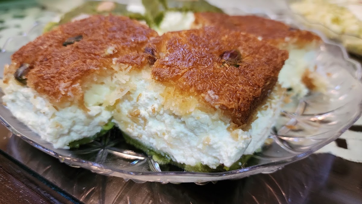 AL Makary Sweets — photograph 4