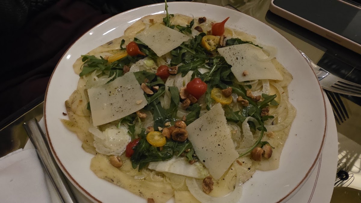 BoBo Fou Resto Bar — photograph 5