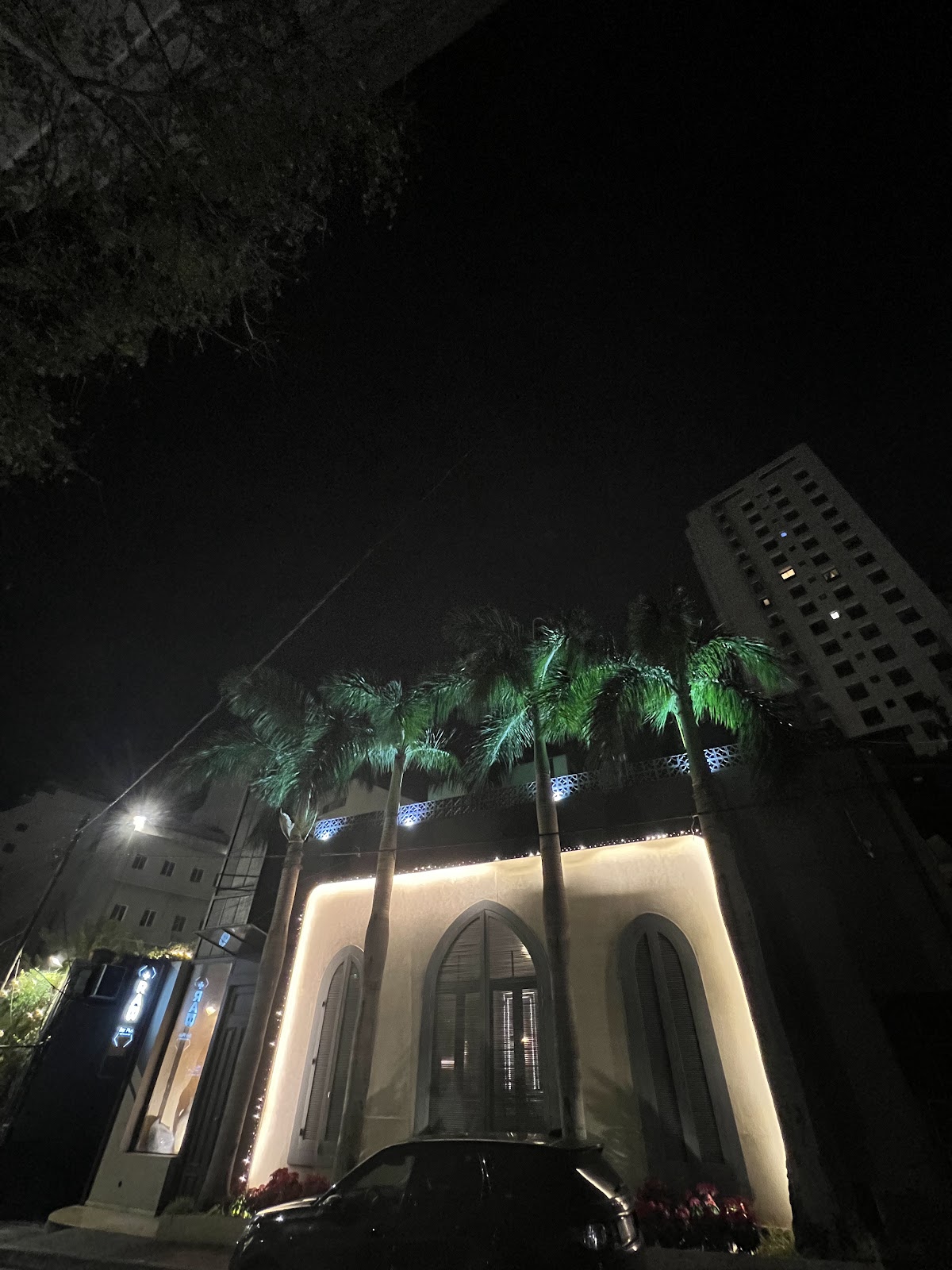 Bar Plus Beirut — photograph 6