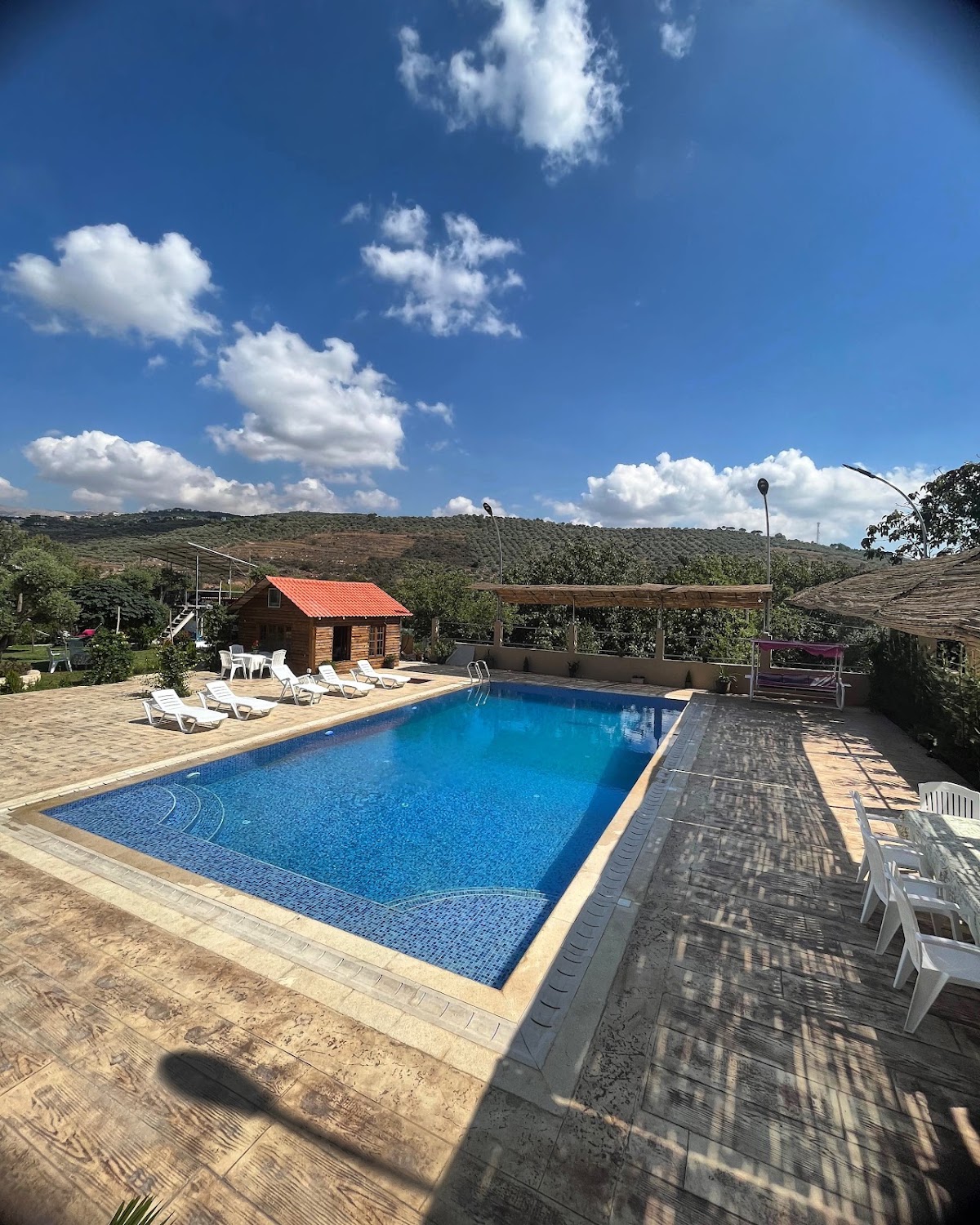 Golden Hill Guesthouse Hasbaya — photograph 2