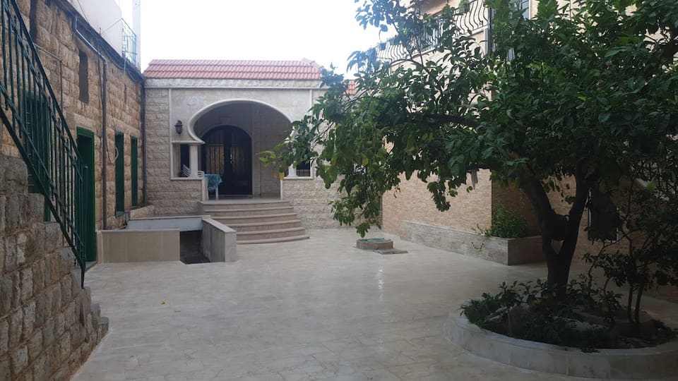 Dar Mashaikh Al Qais