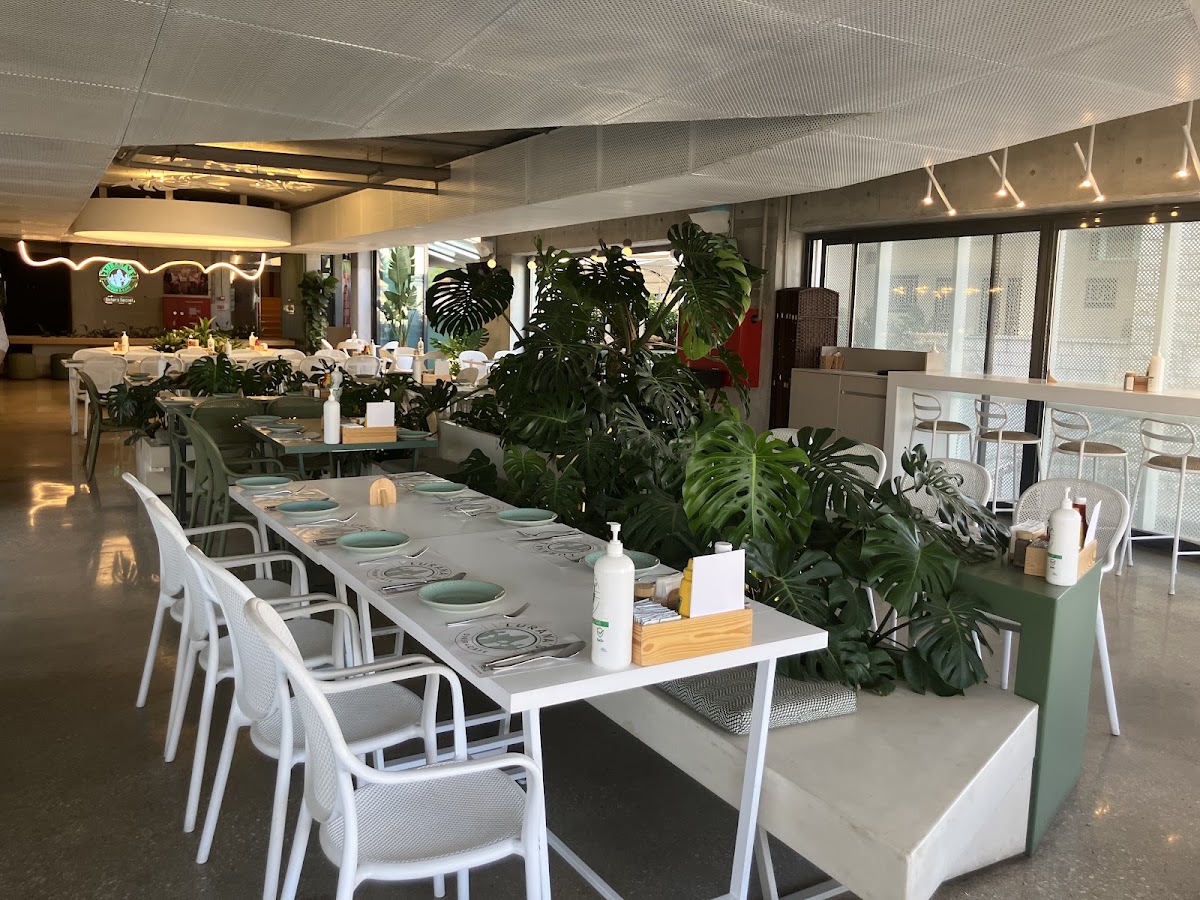 LURANA’S DINER & CAFE