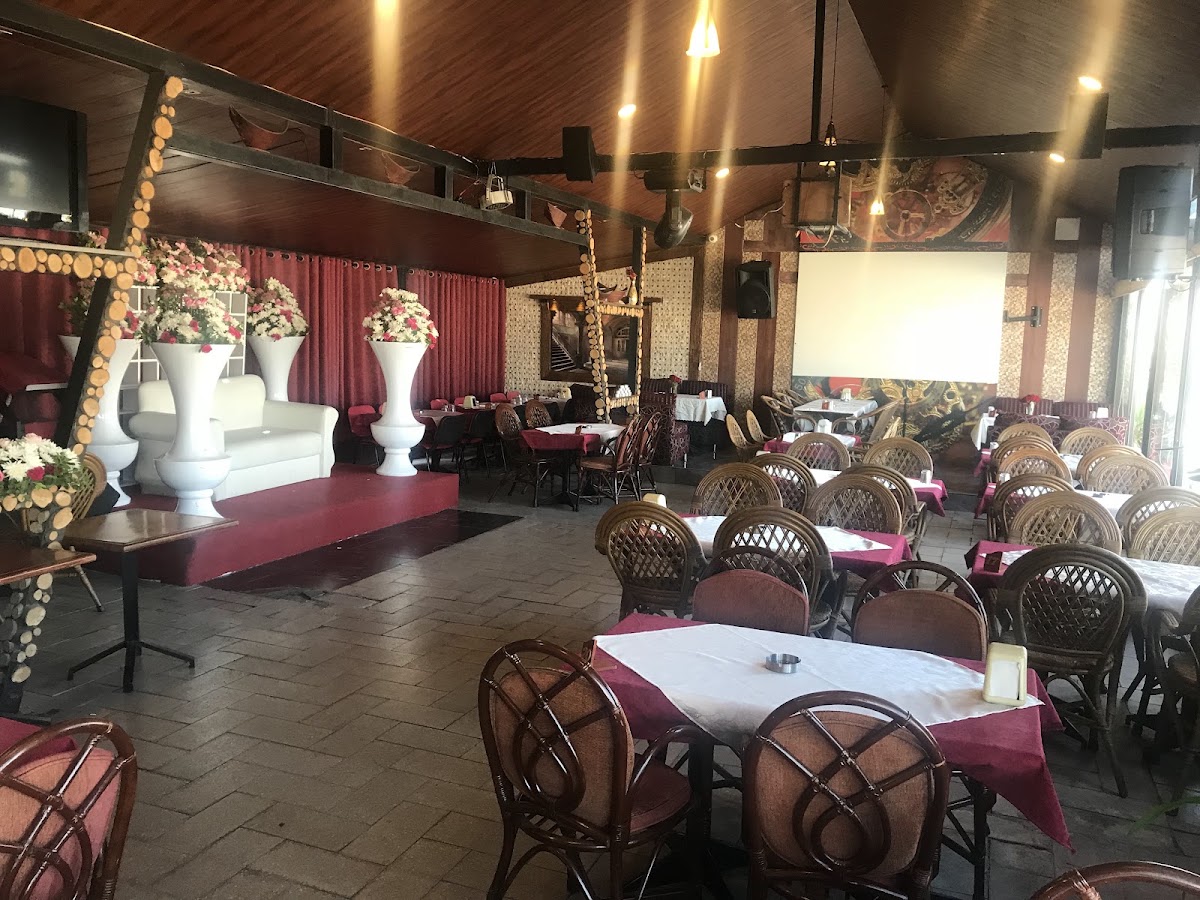 Loulou restaurant — photograph 5
