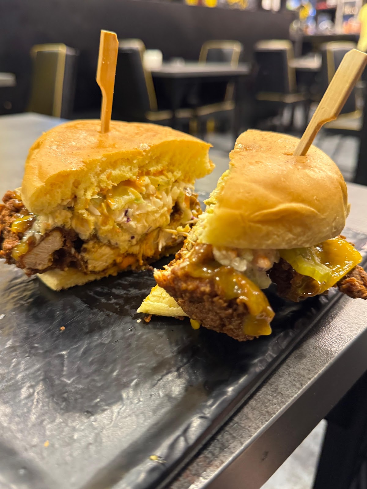 Jay’s Diner Burgers — photograph 3