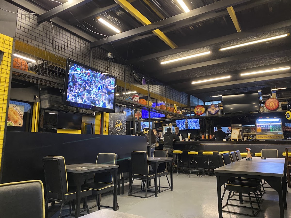 Jay’s Diner Burgers — photograph 6