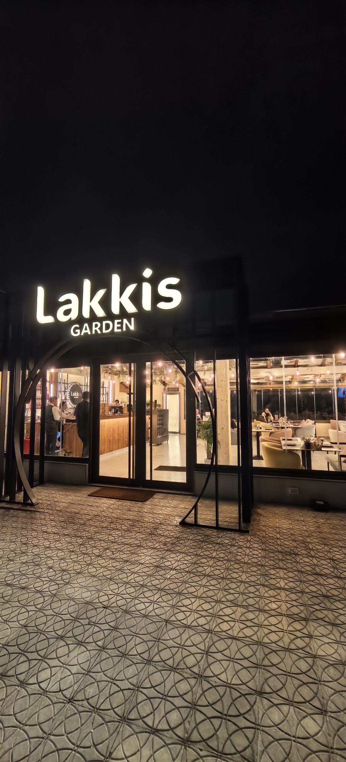 Lakkis Garden, Aley
