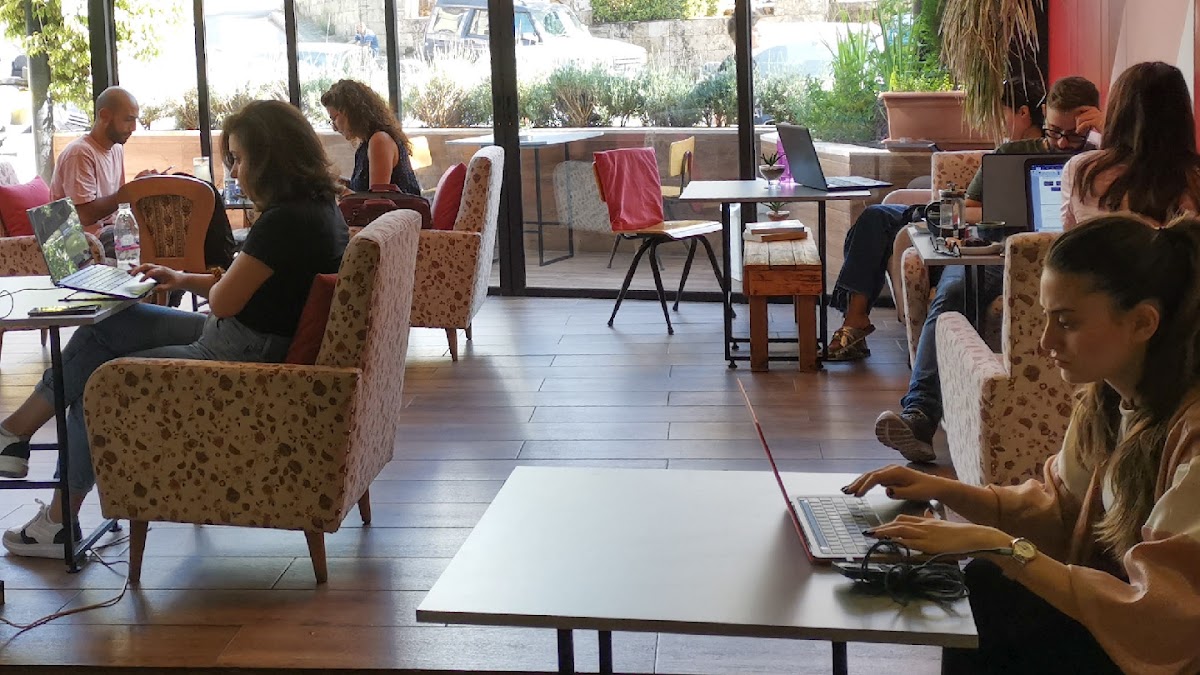 Nadi - Community Coffee Shop — photograph 6