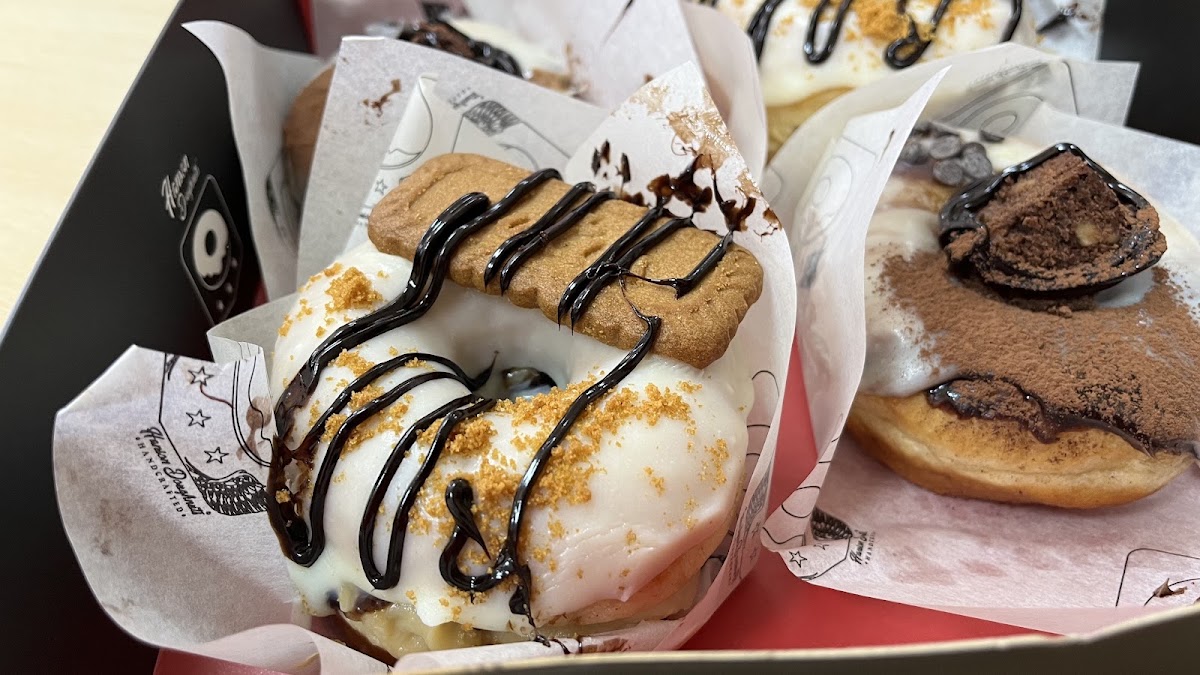 Hanson Doughnuts | Handcrafted Doughnuts