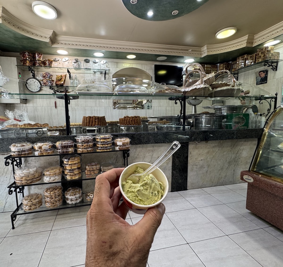 Patisserie Al-Aridi — photograph 6