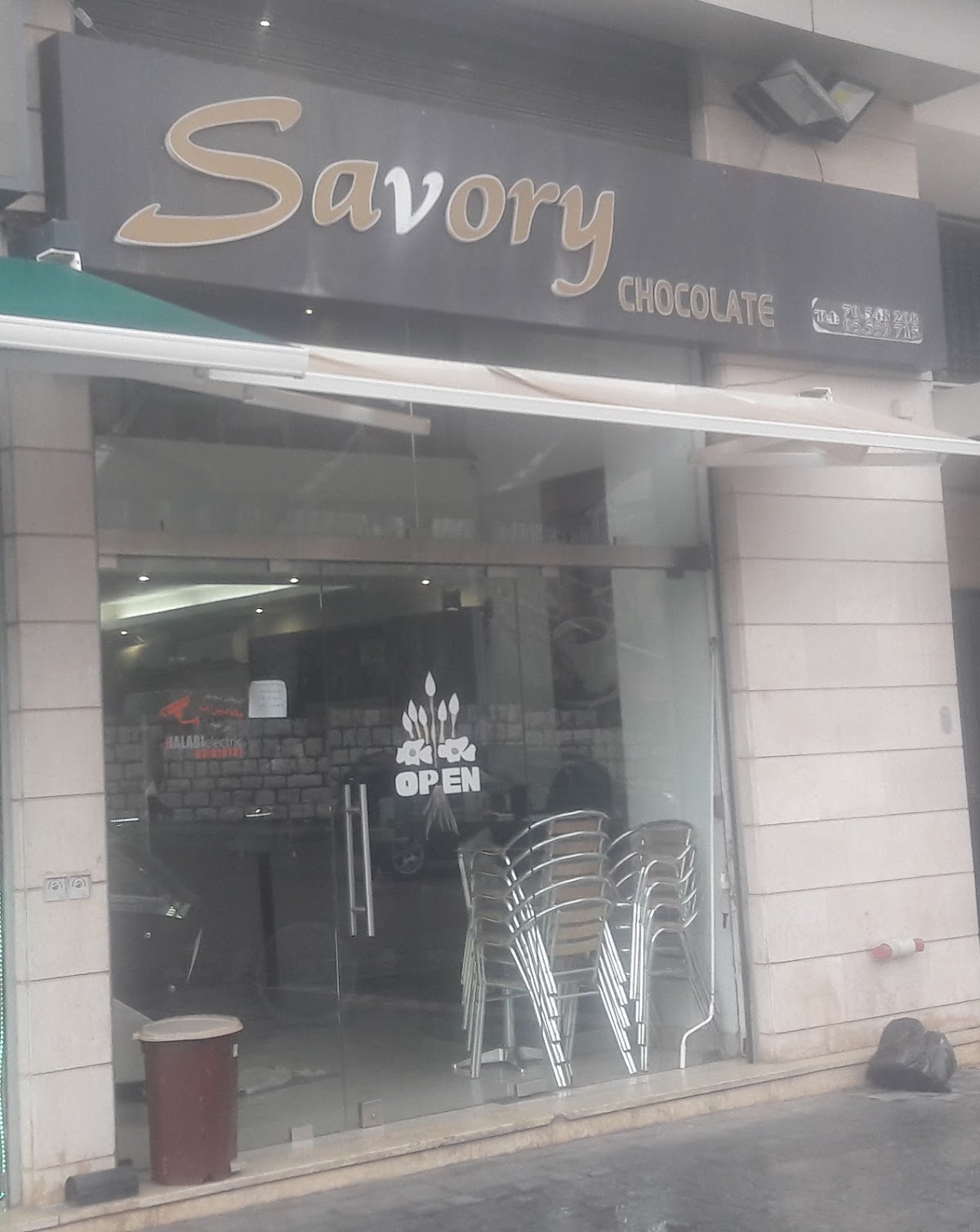 Savory chocolate — photograph 3