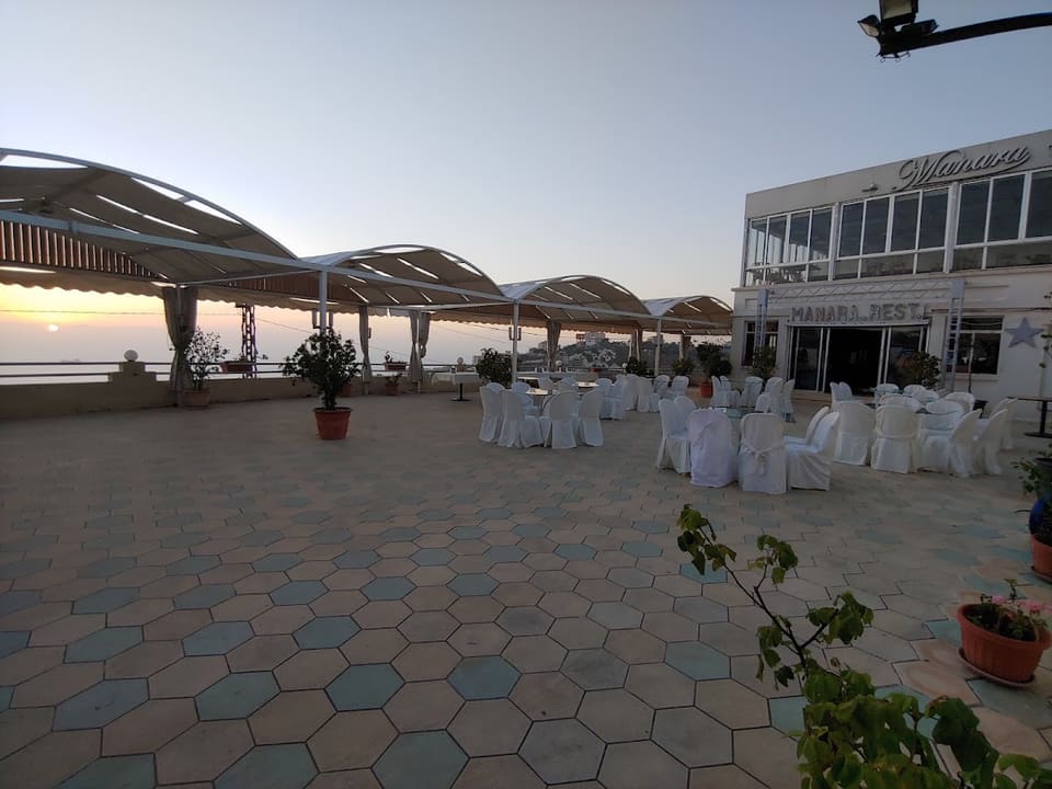 Manara Rest